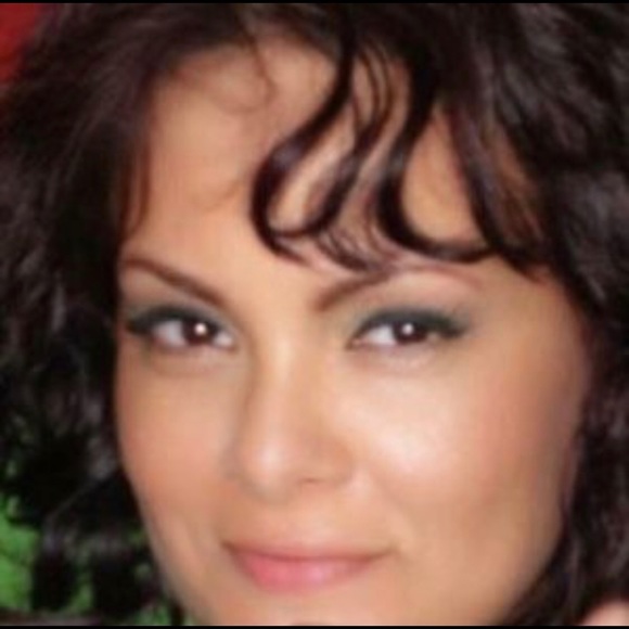 Hi✨ I’m Jacqueline 💛 aka Gatita131 😽 - Picture 3 of 8